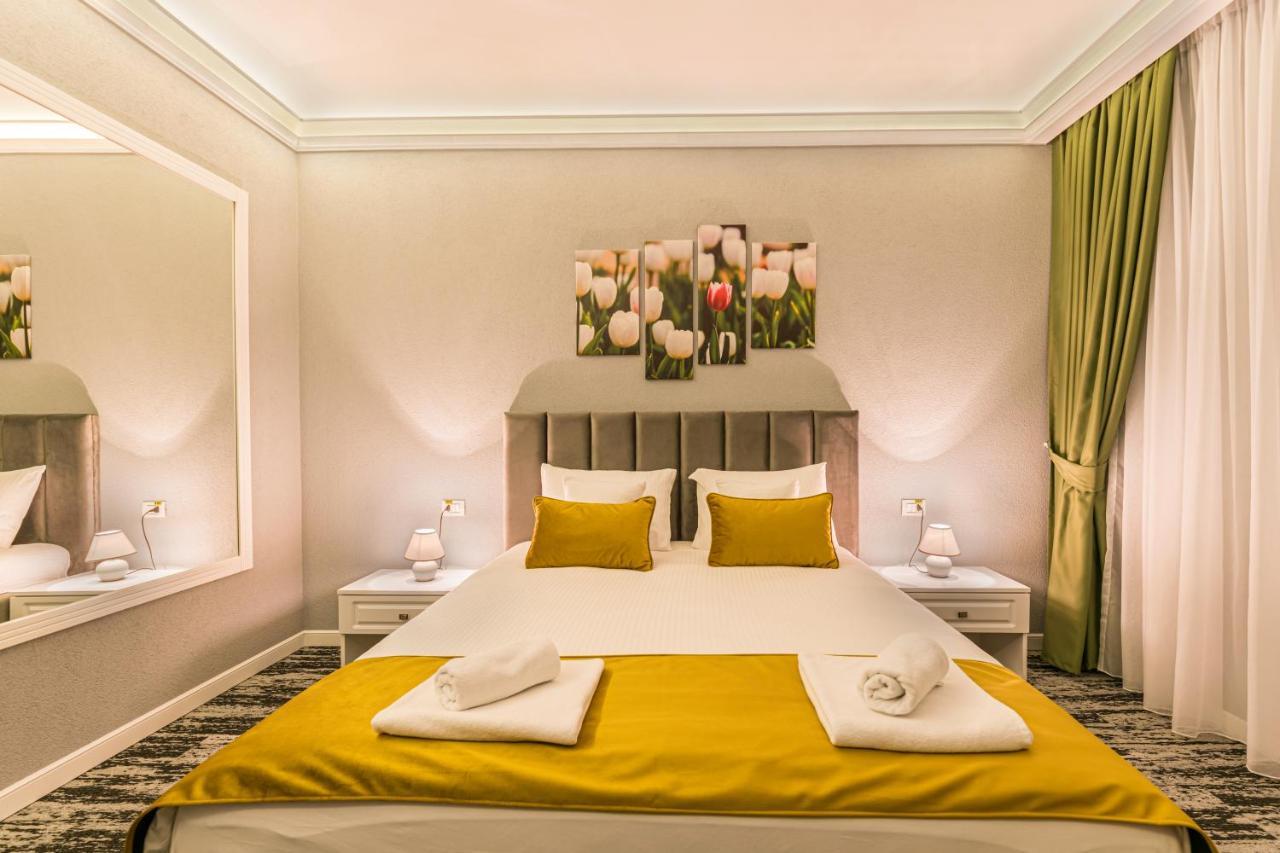 Stejarii Resort 伊内乌 外观 照片