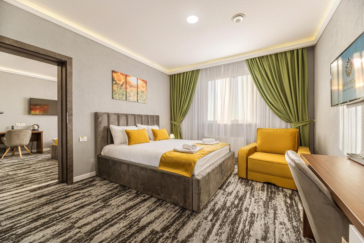 Stejarii Resort 伊内乌 外观 照片